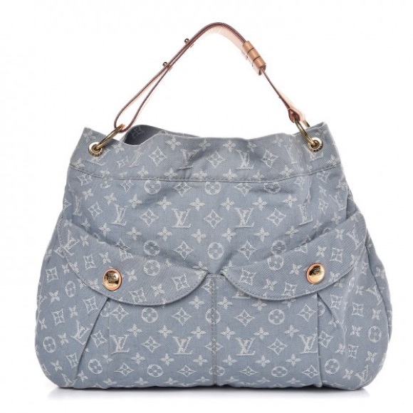 ๐โจ AUTHENTIC โจ๐ DENIM Louis Vuitton XL Denim Hobo Bag RARE - Picture 3 of 16